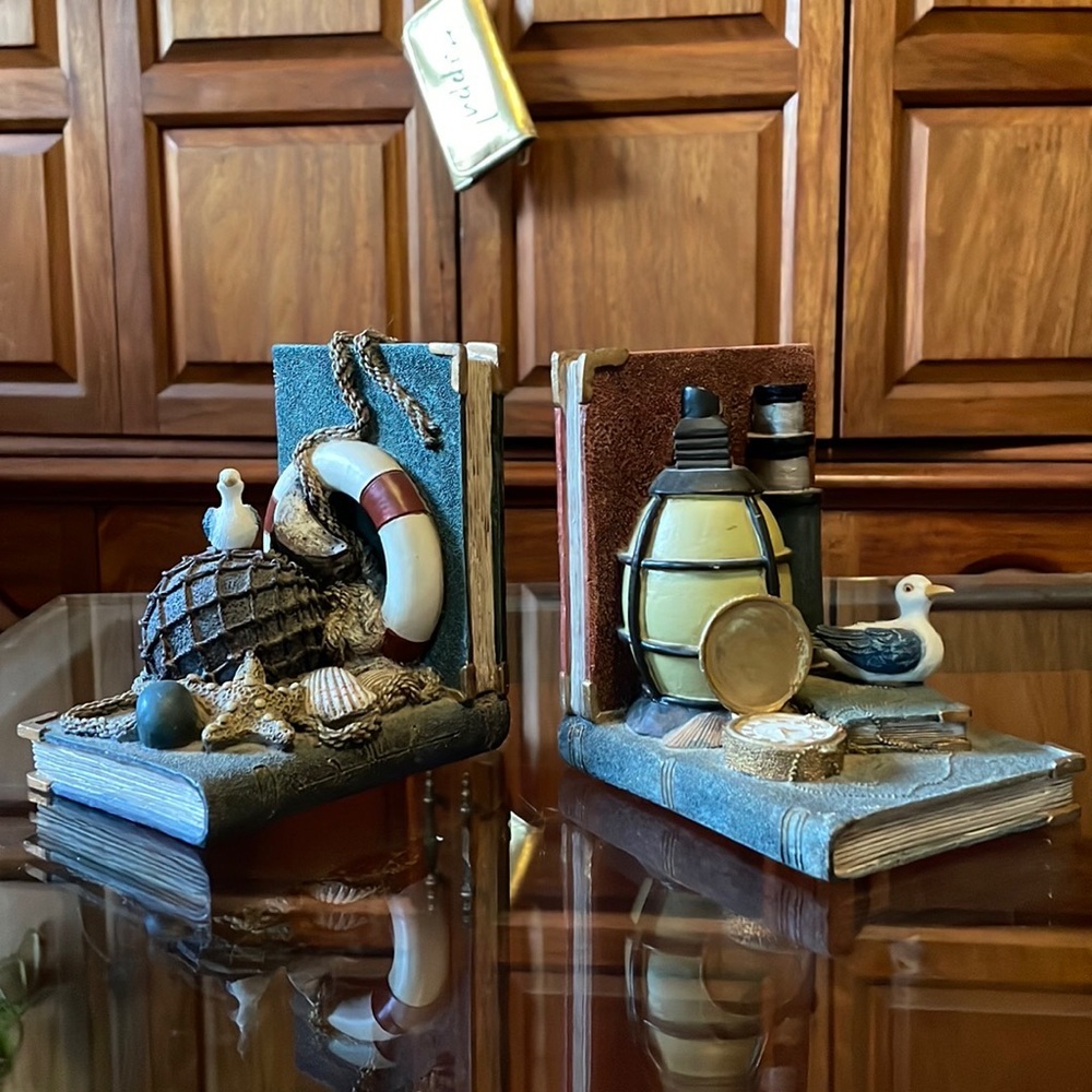 Book Ends